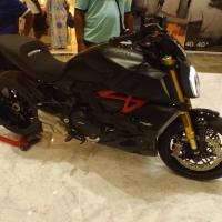 carrefour martinique | Moto Ducati