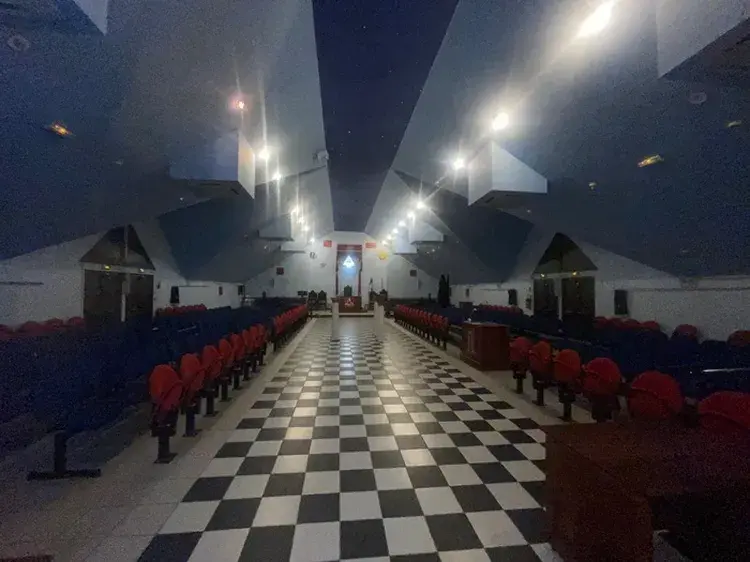 Visite de la grande loge de france